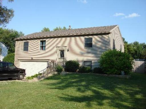 40 Fieldpoint Rd., Montgomery, IL 60538