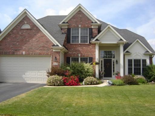 825 Wingfoot Dr., North Aurora, IL 60542