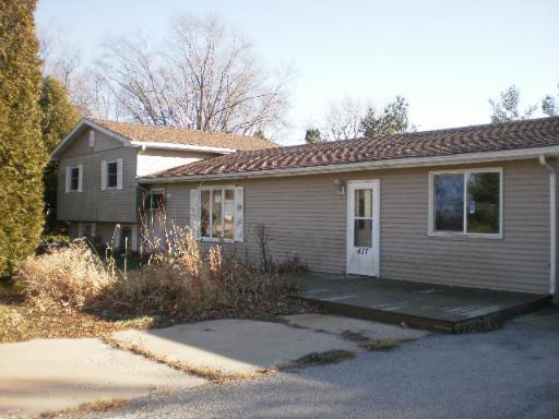 417 E Brown St., Earlville, IL 60518