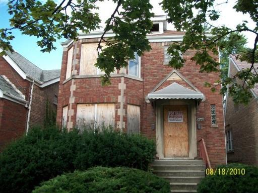 7146 S Francisco Ave., Chicago, IL 60629