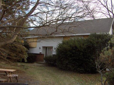 26W237 Parkway Dr., Winfield, IL 60190