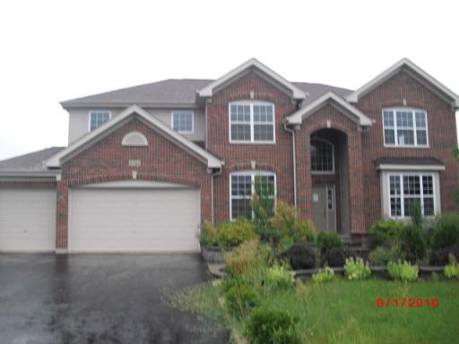 5761 Providence Dr., Hoffman Estates, IL 60192