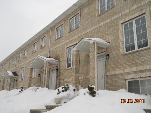 183 N East River Rd. #D-6, Des Plaines, IL 60016