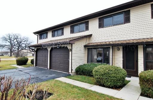 34110 White Oak Ln. #37B, Gurnee, IL 60031