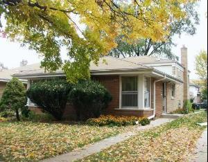 9521 N Lawler St., Skokie, IL 60077