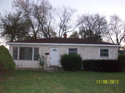 413 Bonniebrook Ave., Mundelein, IL 60060