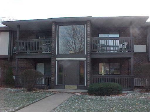 584 Somerset Ln. #3, Crystal Lake, IL 60014