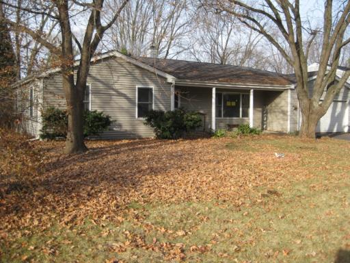 2s280 Riverside Ave., Warrenville, IL 60555