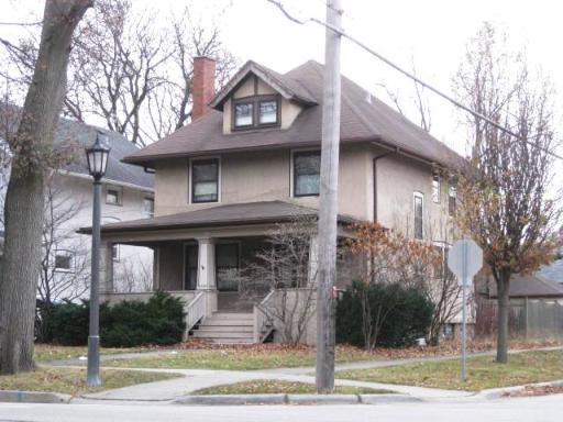 300 S Brainard Ave., La Grange, IL 60525