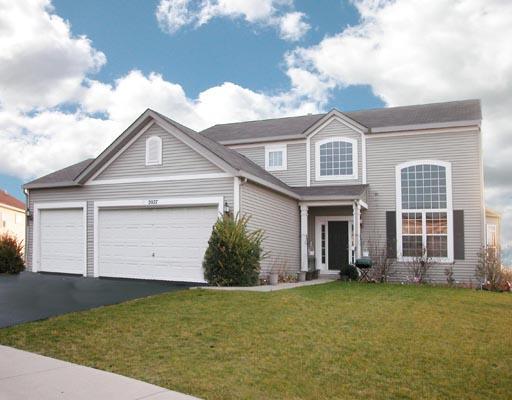 2027 Westbury Ln., Aurora, IL 60502