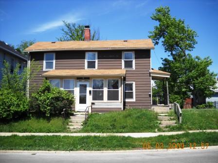 316 W Spring St., Aurora, IL 60505