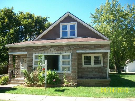 4140 Elm Ave., Lyons, IL 60534