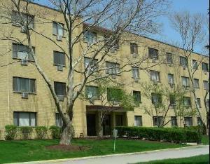 6660 S Brainard Ave. #310, Countryside, IL 60525