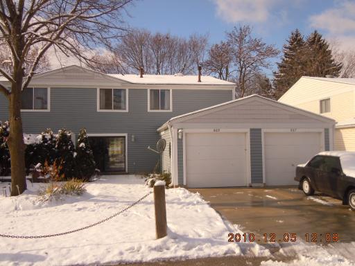 869 Oxford Pl. #112D, Wheeling, IL 60090