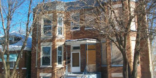 7147 S Dobson Ave., Chicago, IL 60619