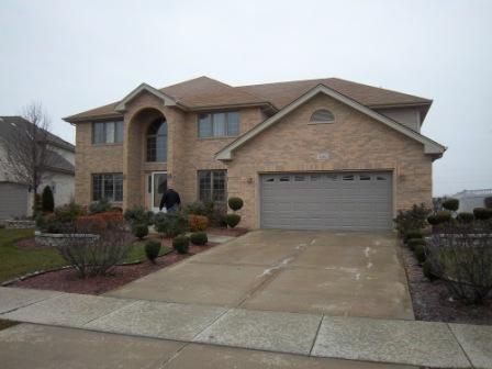 426 Carrick Rd., Matteson, IL 60443