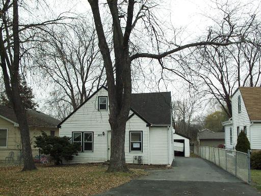 1603 Kenmore St., Round Lake Beach, IL 60073