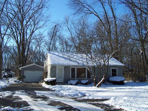 132 Riverside Dr., Yorkville, IL 60560