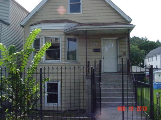 9542 S Avenue M Ave., Chicago, IL 60617