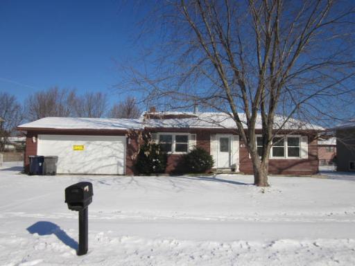 451 Gale St., Elgin, IL 60123
