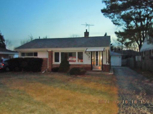 8312 N Milwaukee Ave., Niles, IL 60714