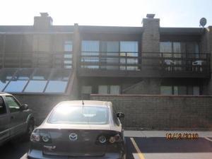 711 Kenneth Cir., Elgin, IL 60120