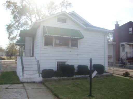 1329 W 110th St., Chicago, IL 60643