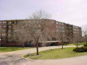 15 Bar Harbour Dr. #4C, Schaumburg, IL 60193