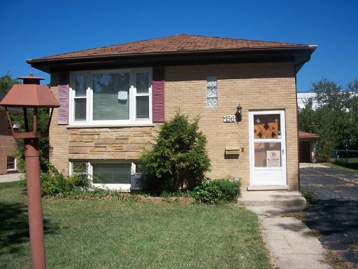156 Golfview Dr., Northlake, IL 60164