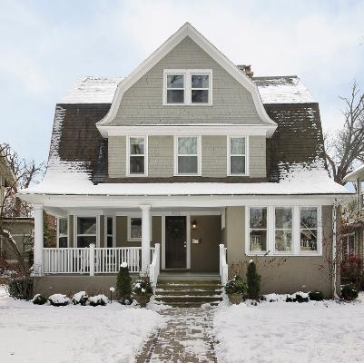 923 Elmwood St., Wilmette, IL 60091