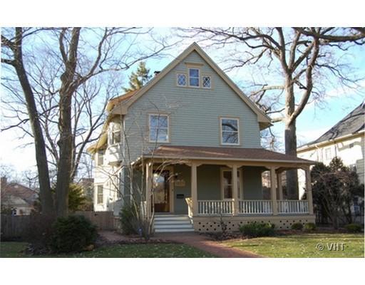 1029 Lake Ave., Wilmette, IL 60091