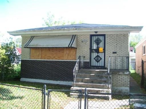 8123 S Emerald Ave., Chicago, IL 60620