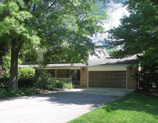 27W125 79th St., Naperville, IL 60565