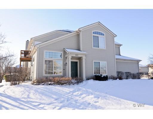 911 Asbury Dr., Aurora, IL 60502