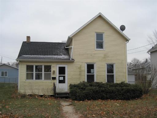 821 Illinois St., Freeport, IL 61032
