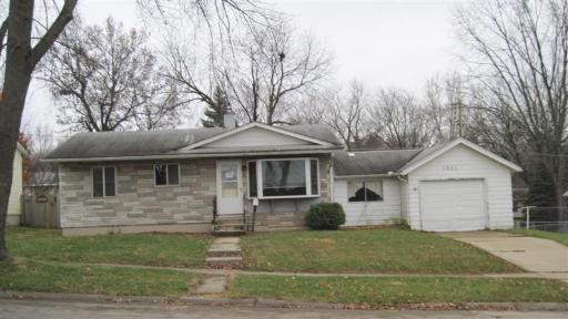 1251 W Staver St., Freeport, IL 61032