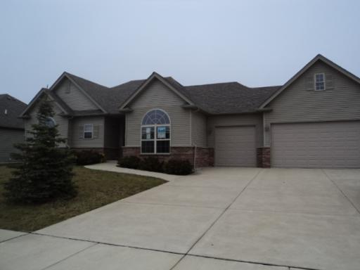 306 S Red Hawk Rd., Hampshire, IL 60140