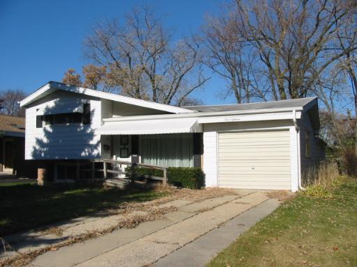 318 Voltz Rd., Northbrook, IL 60062