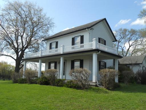38W175 Water Rd., Elgin, IL 60124