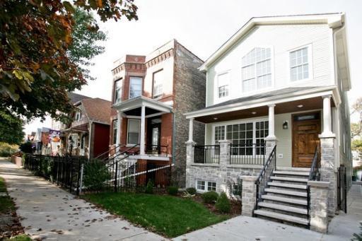 3740 N Mozart Ave., Chicago, IL 60618