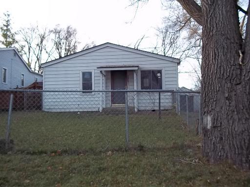 1701 Lyran Ave., Rockford, IL 61109