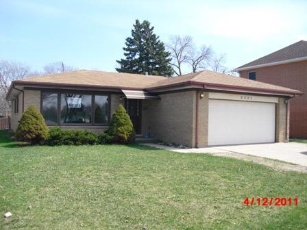 2221 Lee St., Des Plaines, IL 60018