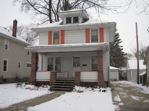 611 Lebanon St., Aurora, IL 60505