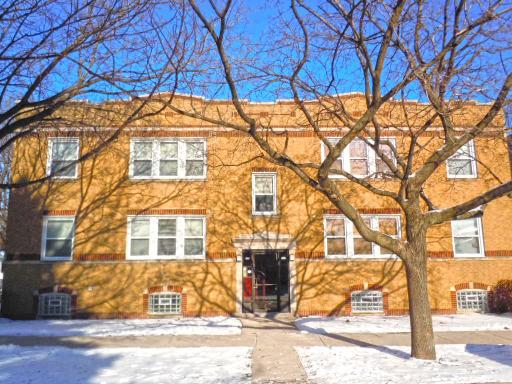 5454 W Grace St. #2, Chicago, IL 60641