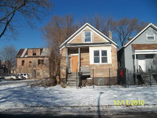 3518 W Huron St., Chicago, IL 60624