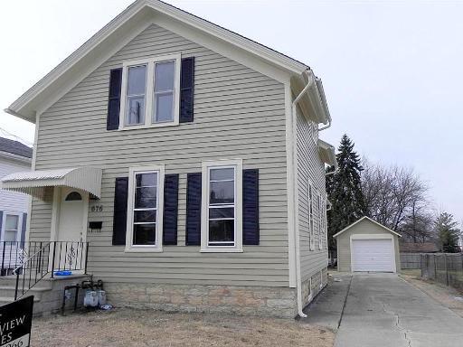 676 High St., Aurora, IL 60505