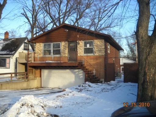 1425 Maple Dr., Round Lake Beach, IL 60073