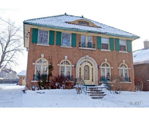 417 Wilder St., Aurora, IL 60506