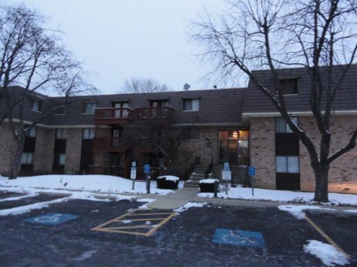 1895 Tall Oaks Dr. #2502, Aurora, IL 60505