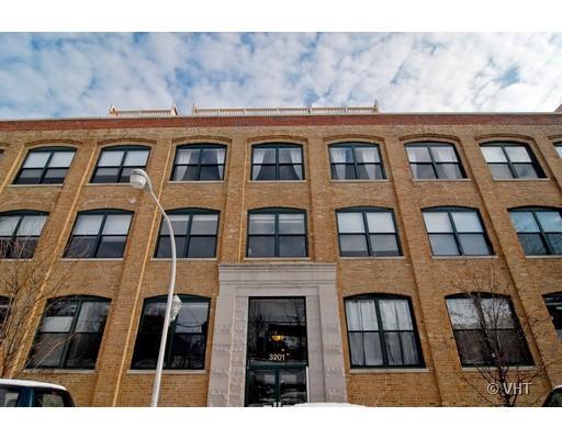 3201 N Ravenswood Ave. #205, Chicago, IL 60657